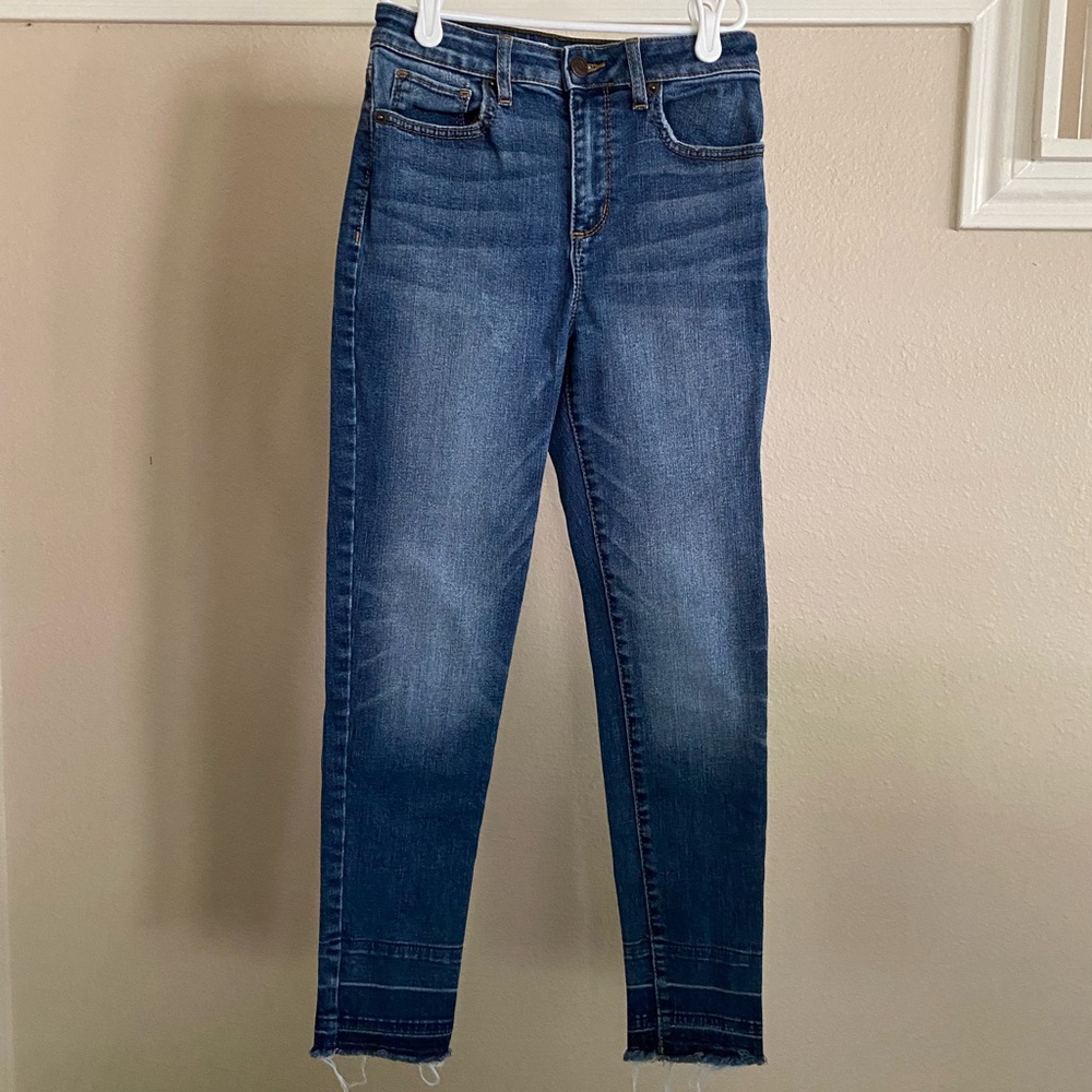 Girls Gap Kids Jeans - Picture 2 of 11